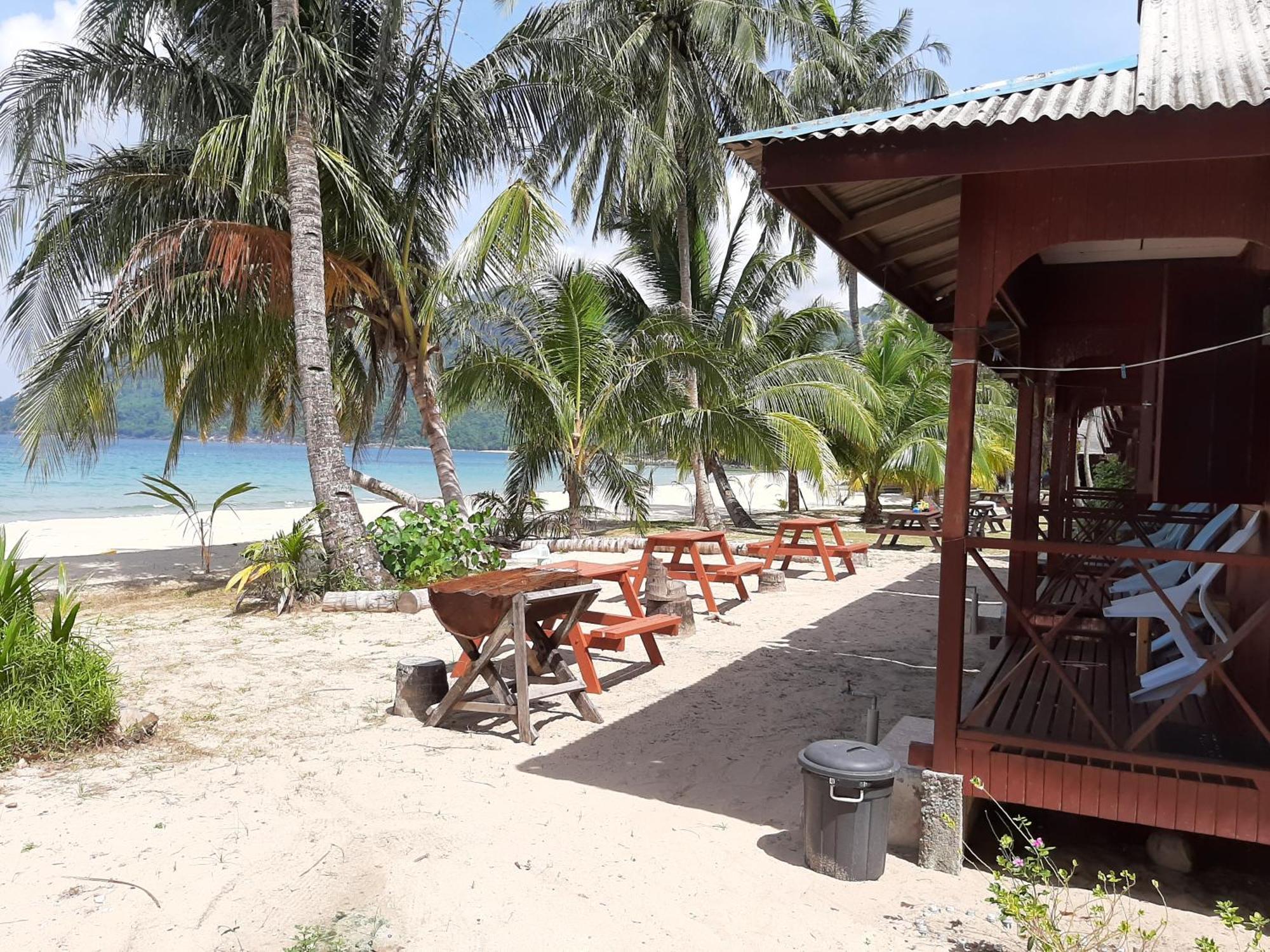 Permai Chalet Tioman Kampong Juara Экстерьер фото